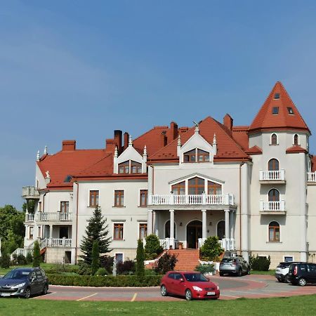 Palac Koronny Noclegi & Wypoczynek Wodzisław エクステリア 写真